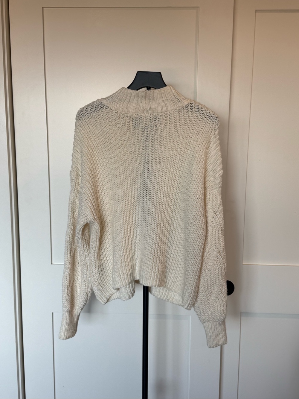 American Eagle oversized cream cable knit sweater - Picture 3 of 7